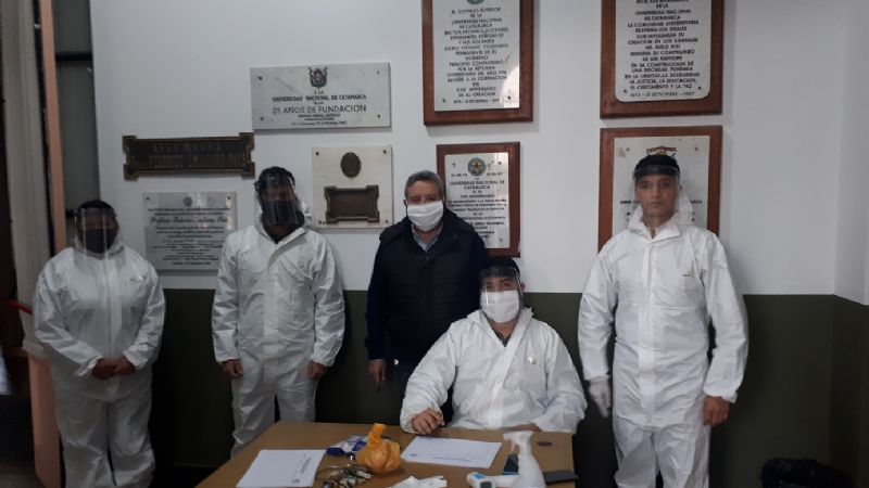 Capacitan a docentes, no docentes y padres de las preuniversitarias