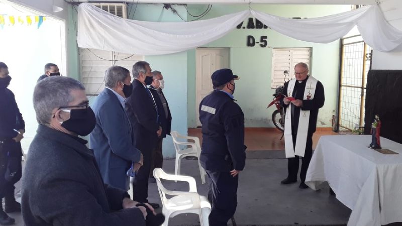 Entronizan una imagen de San José en la Comisaría Sexta