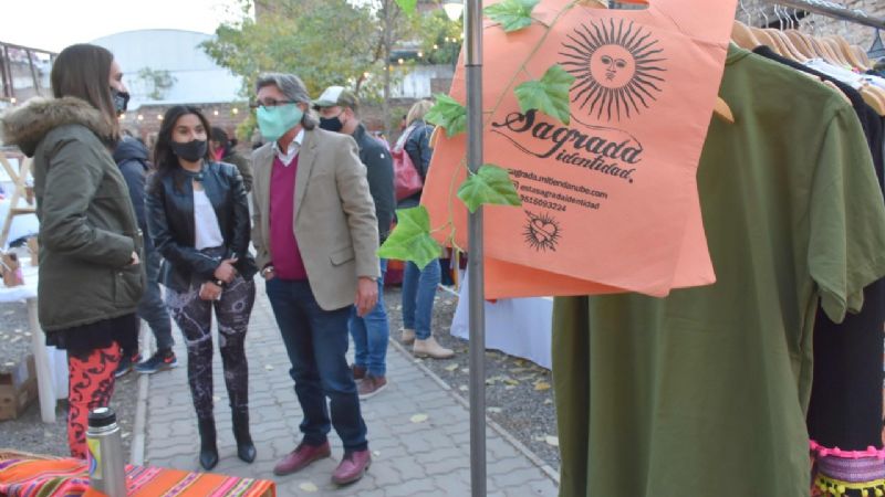 Exitosa Feria de Diseño en la Casa de la Cultura