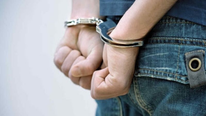 Joven golpeó a su pareja menor de edad