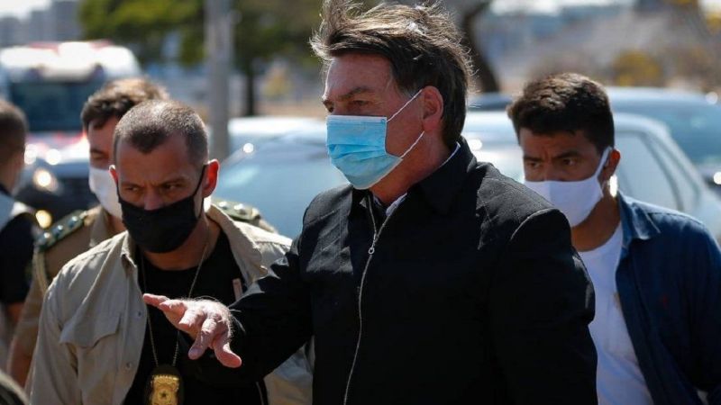 De Bolsonaro a un periodista: “Que ganas de reventarte la boca a golpes”