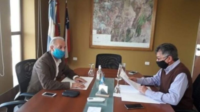 Cosecheros no sufrirán baja de becas o planes provinciales