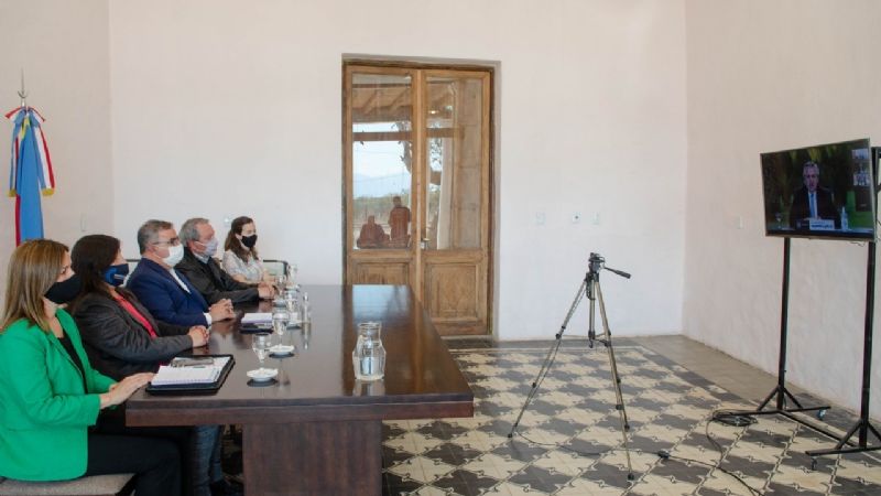 Alberto Fernández anunció millones para obras en Catamarca