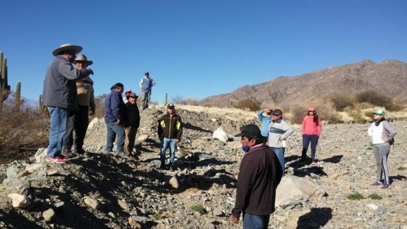 Encausarán algunos tramos del Río de La Quebrada de La Campana