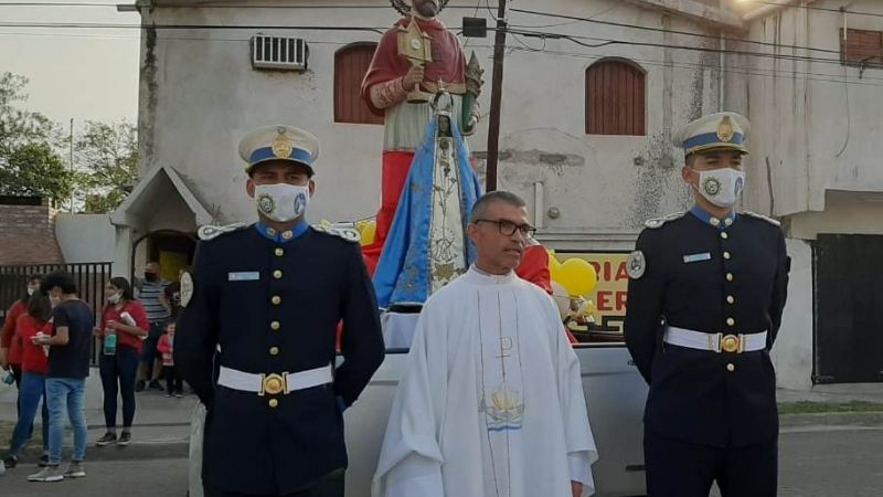 San Ramón Nonato visitó el barrio Policial