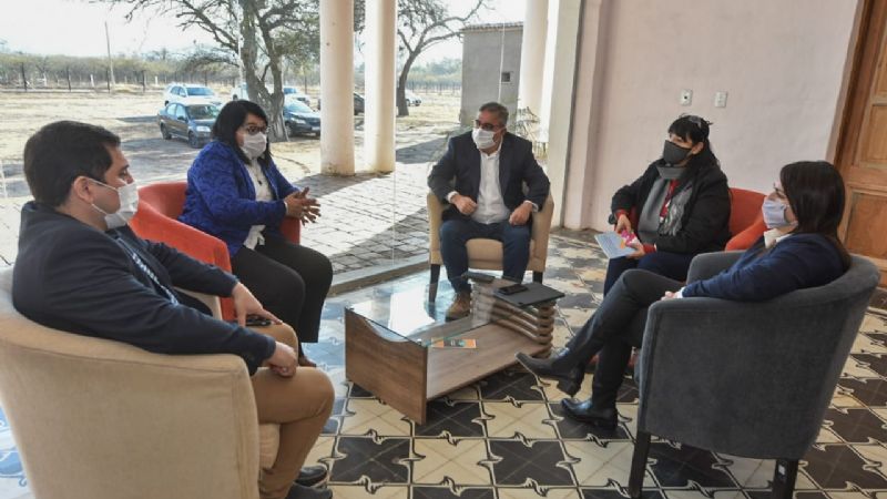 Los IES dependerán del Ministerio de Ciencia e Innovación Tecnológica