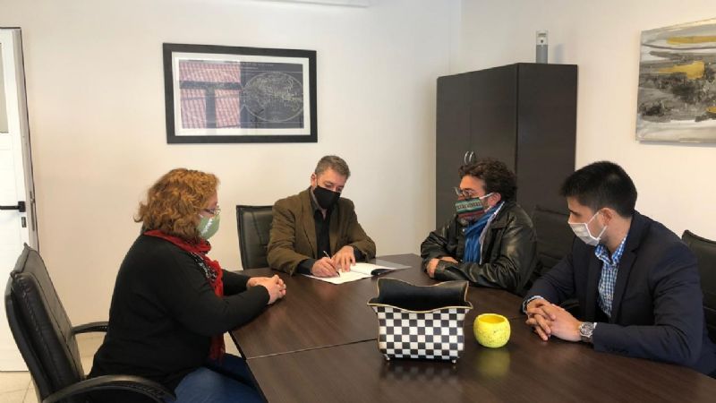 Se firmó convenio de capacitación para 30 cooperativas de toda la provincia