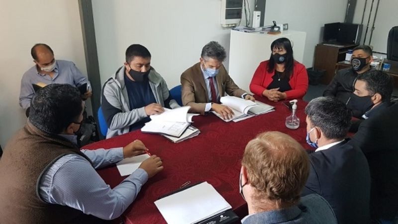 Primera audiencia entre el SOEM y la Capital