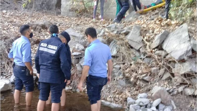 Cayó a un barranco mientras hacía senderismo