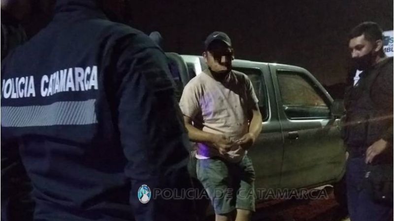 Se liberó de las garras de un golpeador al llegar a un puesto de control