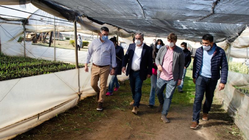 El equipo de gobierno recorrió obras que solucionarán problemas de agua