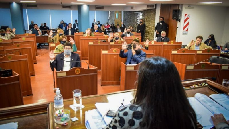 Diputados amplían el monto para que el Gobierno contraiga deuda