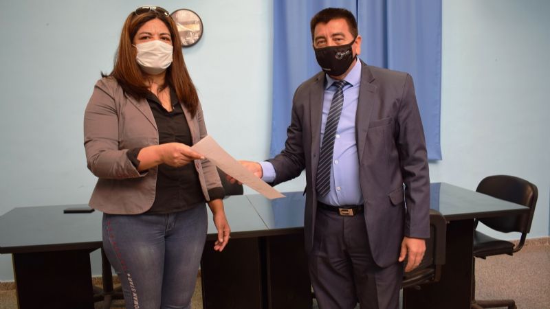 Asumió nueva funcionaria en Educación