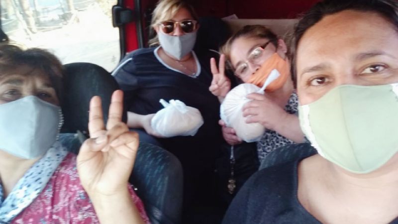 La Rama Femenina PJ elaboró pan casero solidario en Recreo