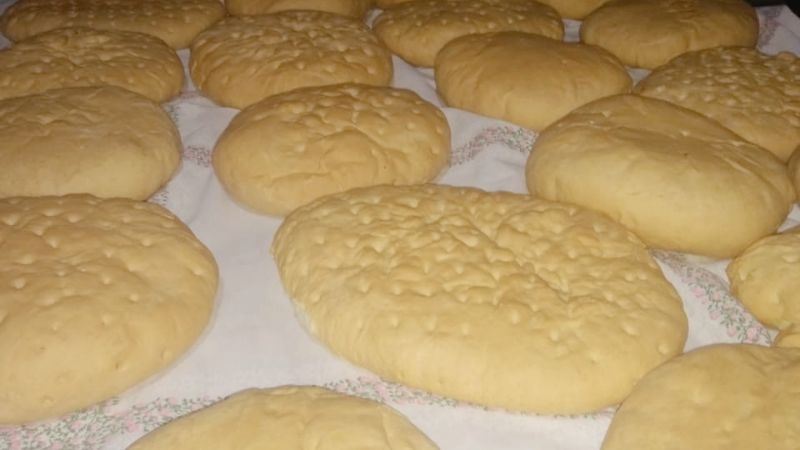 La Rama Femenina PJ elaboró pan casero solidario en Recreo