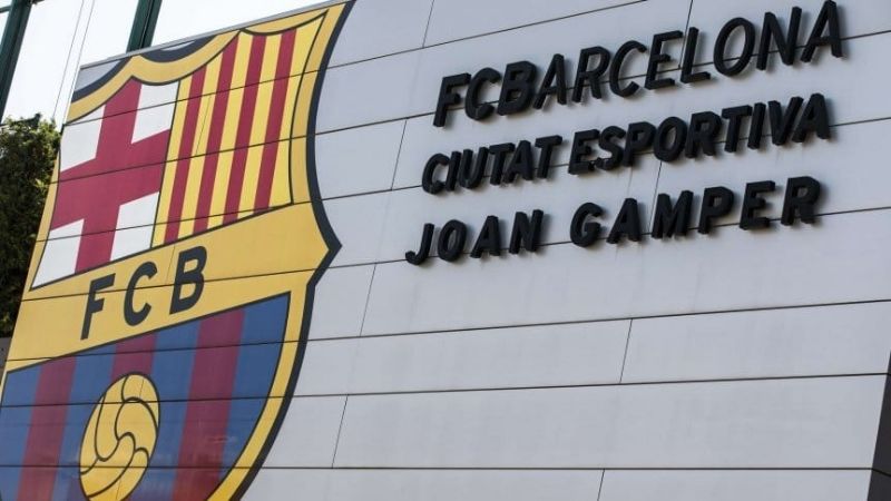 Barcelona en su primer día de entrenamiento sin Messi