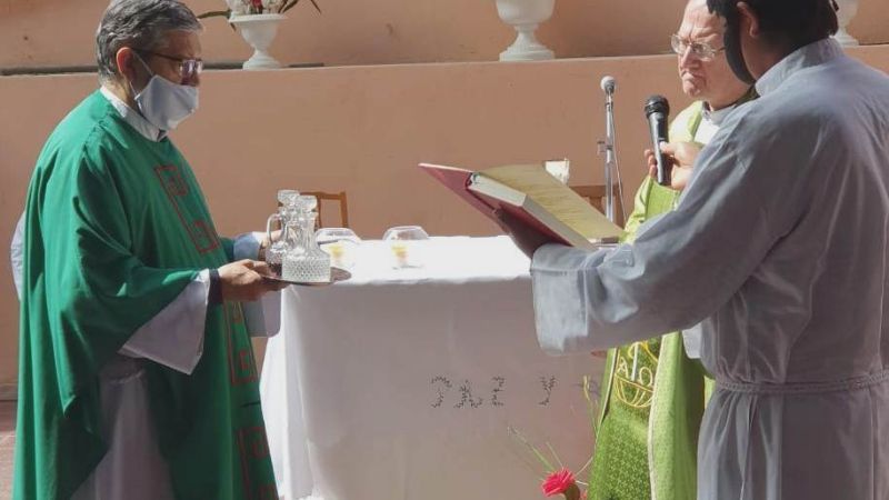 El Padre José Díaz tomó posesión de la parroquia de San Francisco de Asís