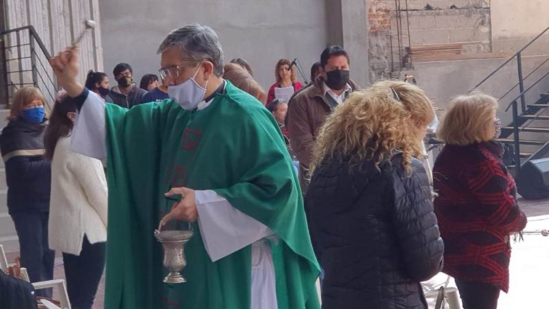 El Padre José Díaz tomó posesión de la parroquia de San Francisco de Asís