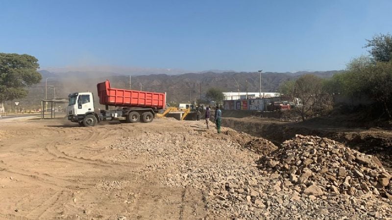 Trabajan a todo ritmo en varias obras de la Capital
