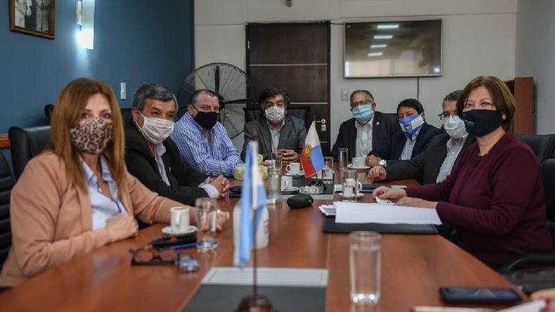 Jornada de reuniones en el Senado