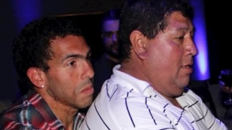 El padrastro de Carlos Tevez contrajo coronavirus