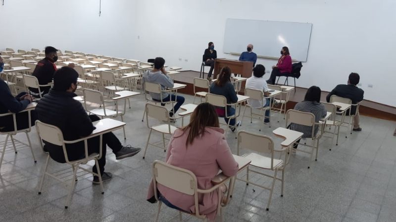 Se dicta la Tecnicatura en Informática en sede de Los Altos