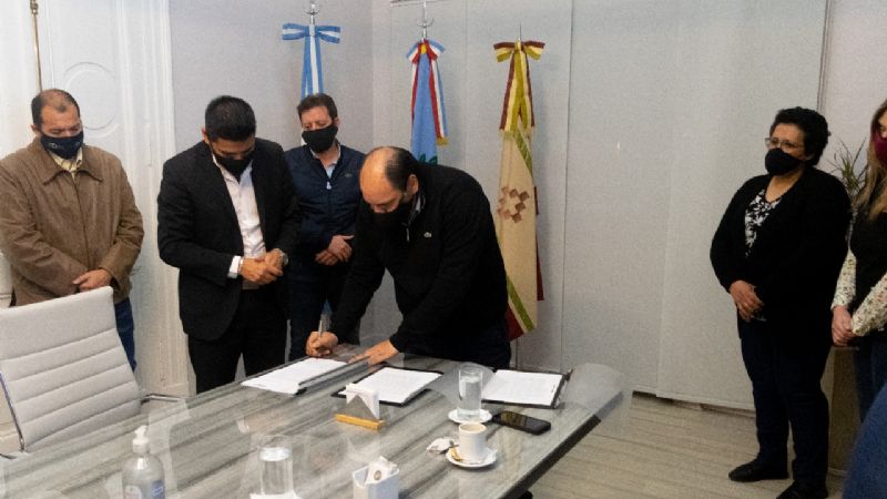 Saadi habilitó una nueva línea de créditos para empleados municipales