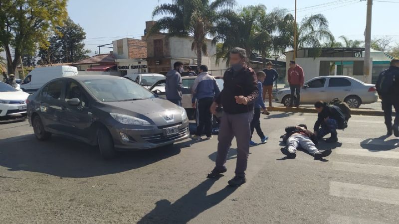 Tremendo choque múltiple en Av. Presidente Castillo