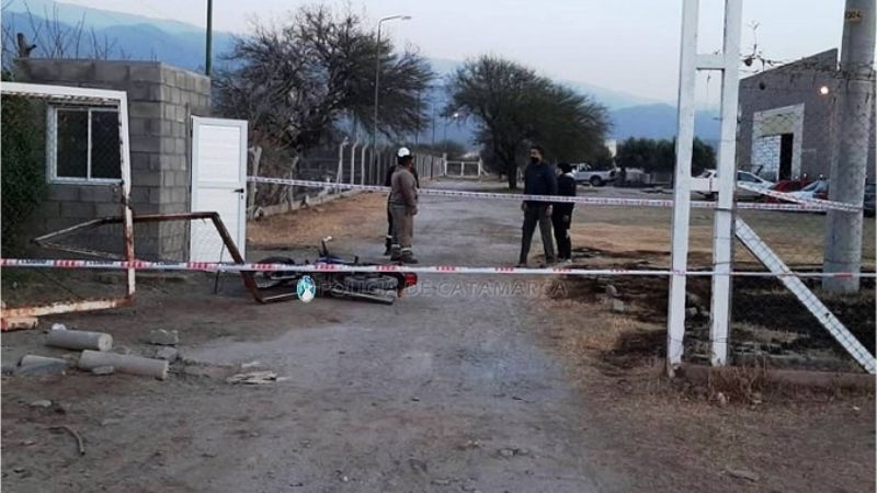 Chocó contra un portón