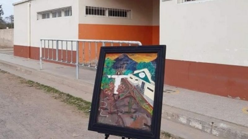 Abigail Albornoz donó una Pintura a la Escuela Primaria N°197