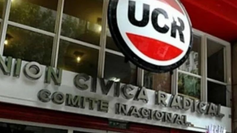 UCR divida: desafiliaron a 750 miembros