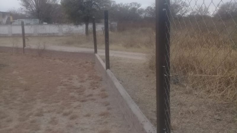 Robaron el alambrado del cementerio de Bañado de Ovanta
