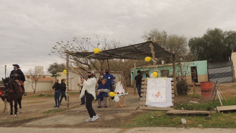 Santa Rosa de Lima llegó a sus devotos en caravana