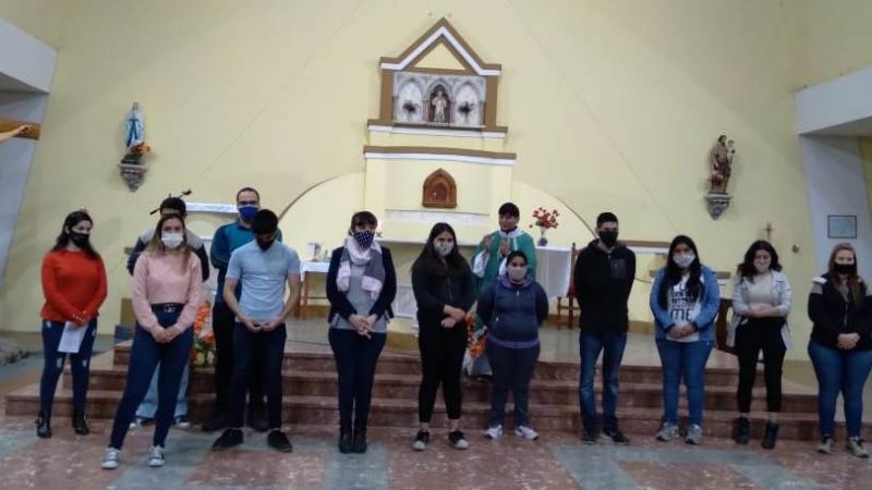 Primer encuentro de jóvenes de la parroquia de Jesús Niño