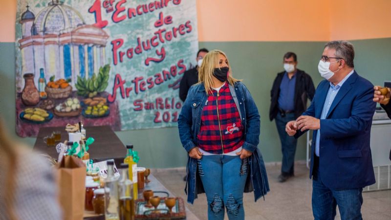 Jalil y su equipo recorrieron obras en Huillapima