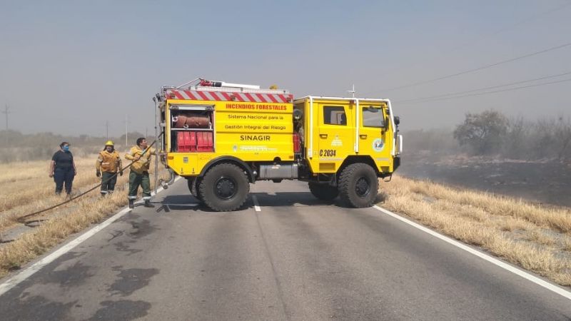 Visibilidad reducida por un incendio entre Huillapima y Miraflores