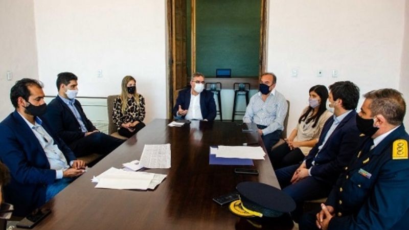 Otorgan aumento salarial de 21% a las fuerzas de seguridad