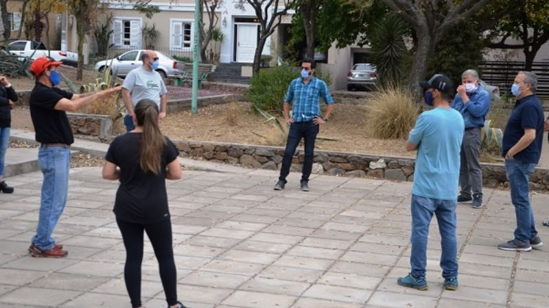 Autoridades de Aguas de Catamarca escucharon a los vecinos del Oeste