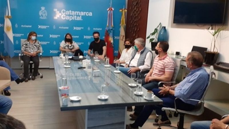 Compromiso de trabajo conjunto entre privados y autoridades