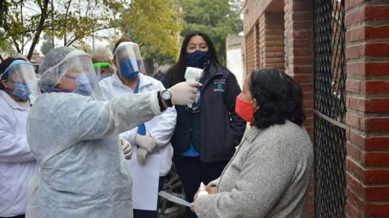 Tucumán: lunes con 557 casos y 9 muertes