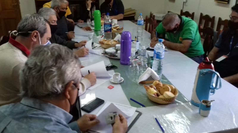 Los empleados de comercio no trabajarán el lunes 28