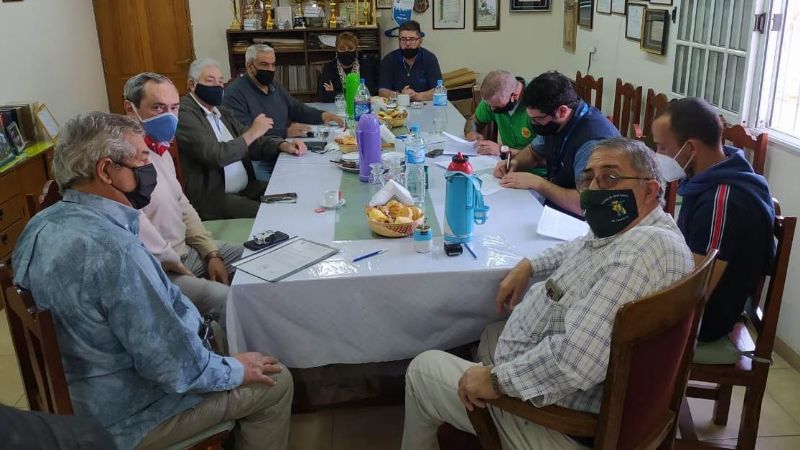 Los empleados de comercio no trabajarán el lunes 28