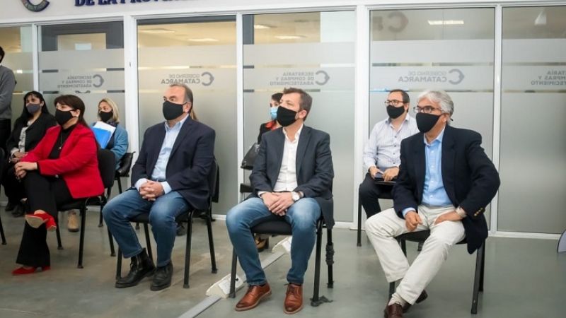 Apertura de sobres para la adquisición de una nueva Aeronave Sanitaria