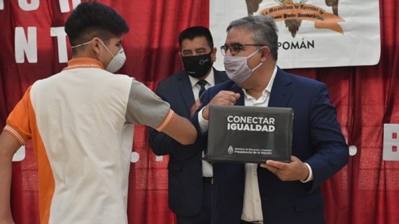 Jalil participó del acto por el aniversario de Pomán