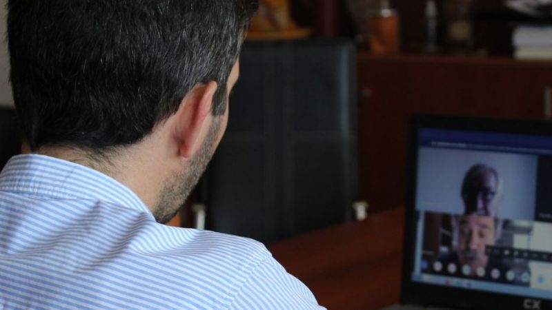 Segundo conversatorio para profesionales