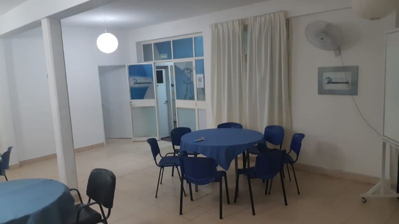 Se alquila local equipado o no para empresa u organismo