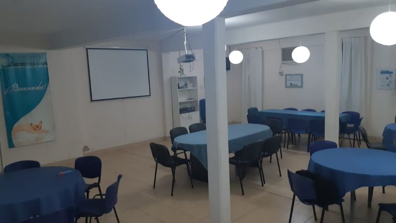 Se alquila local equipado o no para empresa u organismo