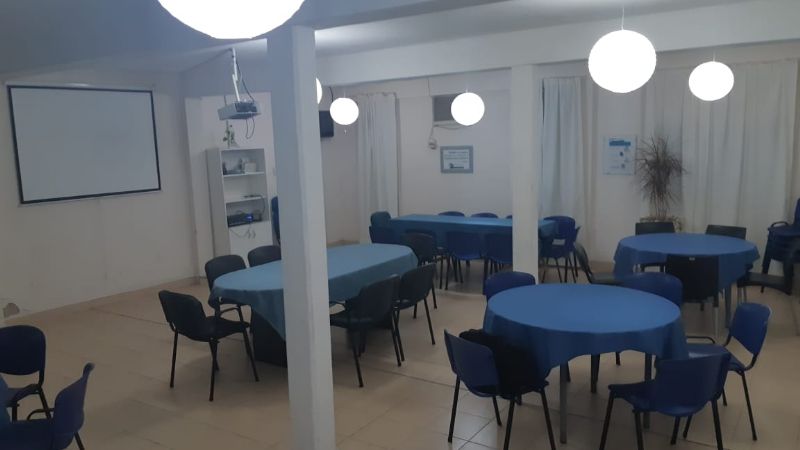 Se alquila local equipado o no para empresa u organismo