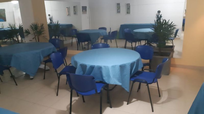 Se alquila local equipado o no para empresa u organismo