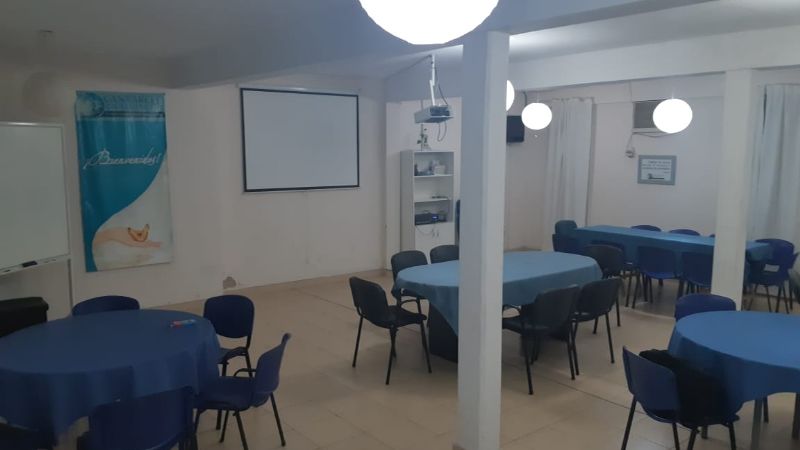 Se alquila local equipado o no para empresa u organismo